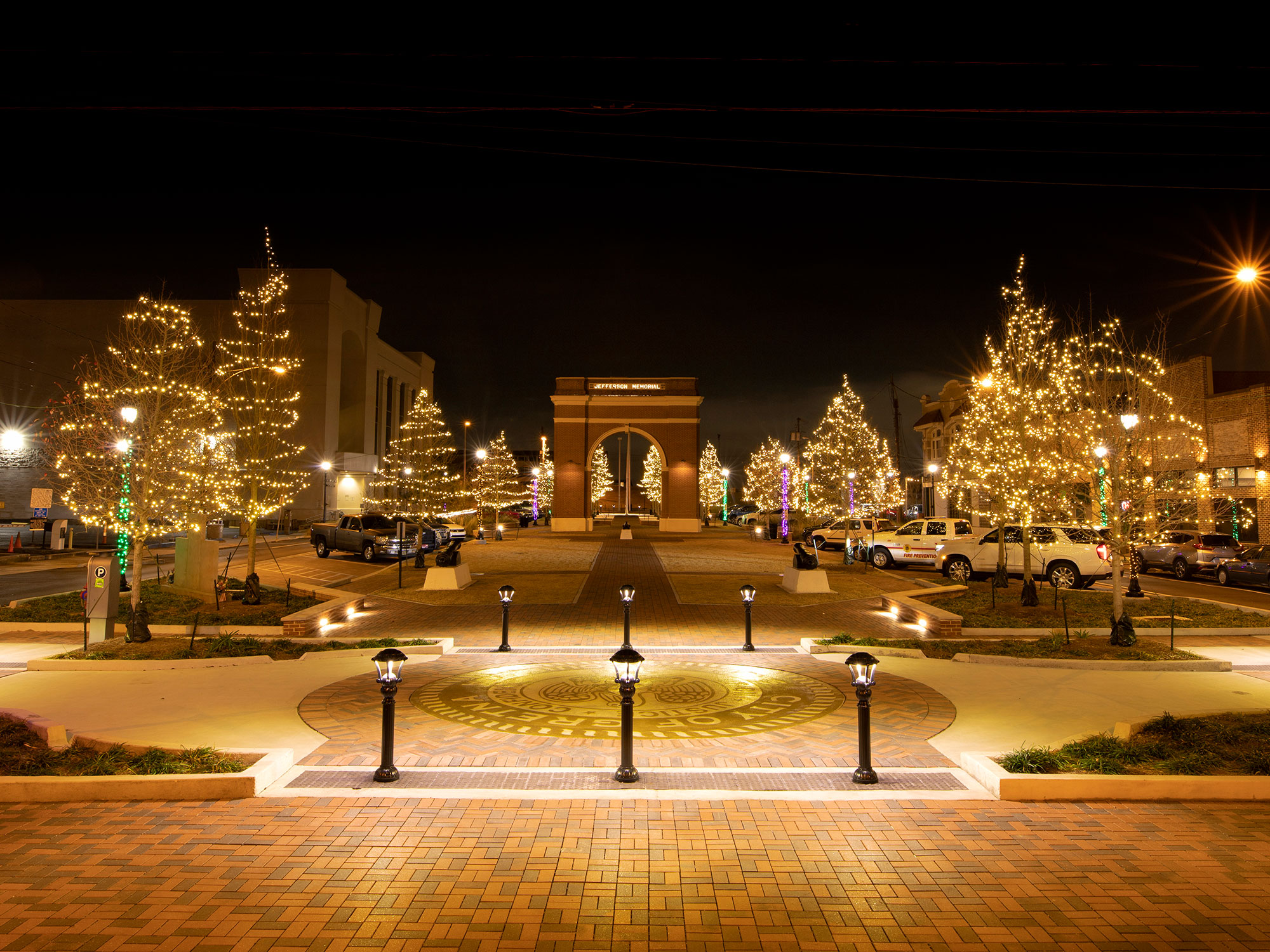 Plaza in front of Gretna's City Hall