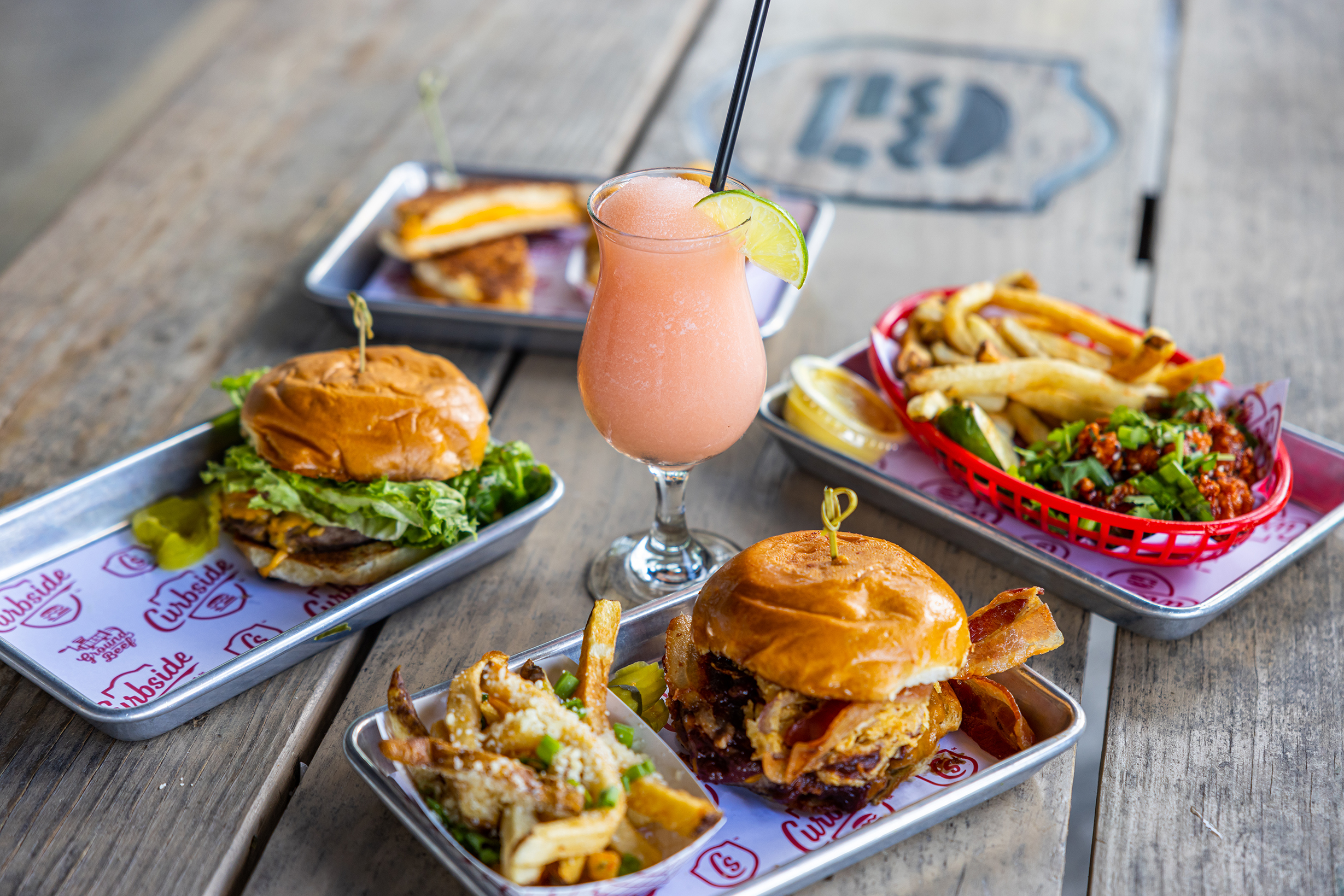 2022_lot_visual_assets_summer_-_curbside_burgers_02_photo_select.jpg Curbside Burgers in Baton Rouge