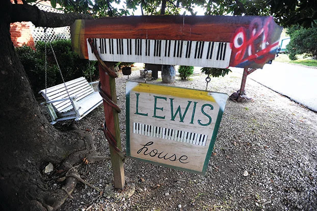 Images from the Lewis home in Ferriday in 2010. (Ben Hillyer / Natchez the Magazine)