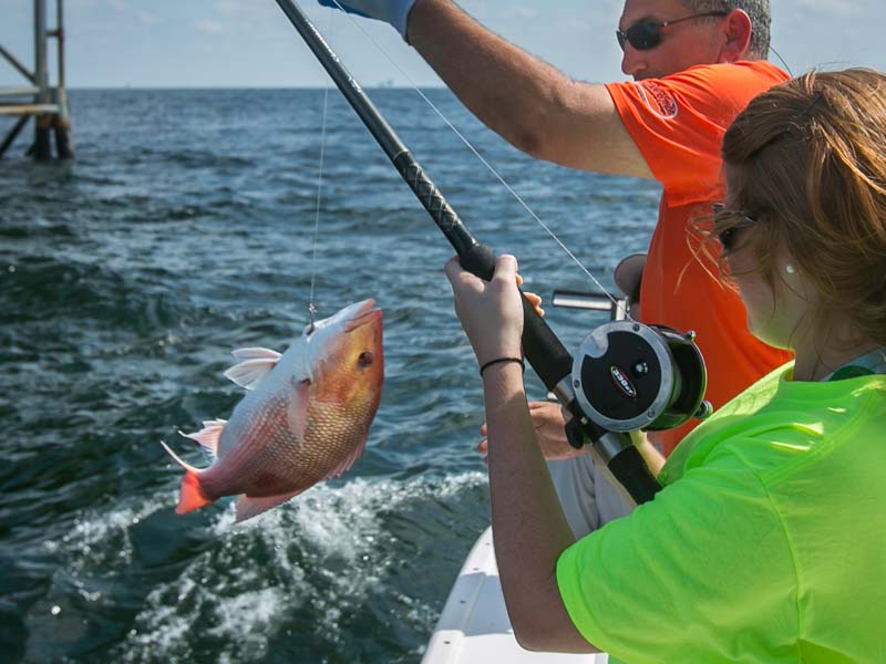 girldad-fishingcharter-800x600.jpg