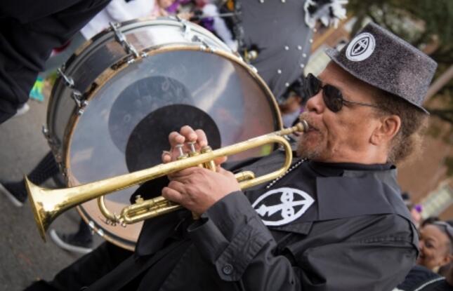 Shreveport-Bossier Krewe of Highland Parade