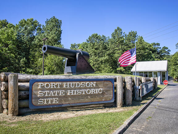 Welcome sign to Port Hudson State Historic Site in Louisiana