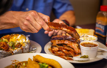 Cou-Yon's Cajun BBQ
