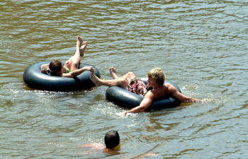 Bogue-Chitto-Tubing2_web.jpg