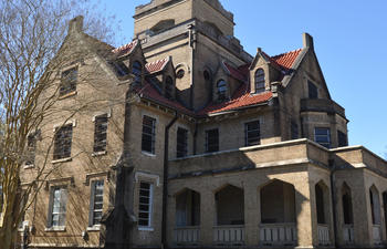 DeRidder_Gothic_revival_Jail-web.jpg