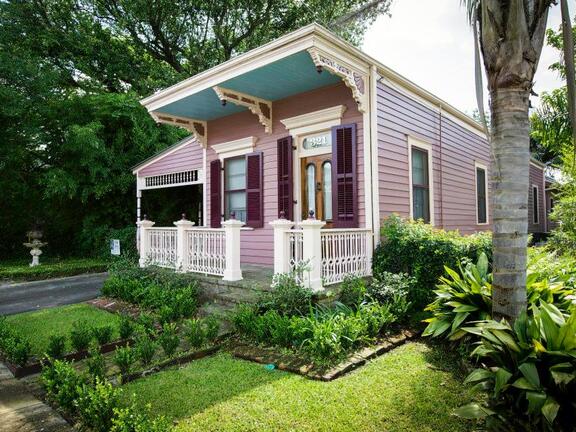 A historic Creole cottage in Old Arabi.