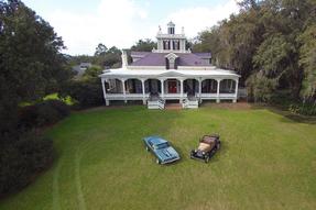 Classic autos at Rip Van Winkle Gardens