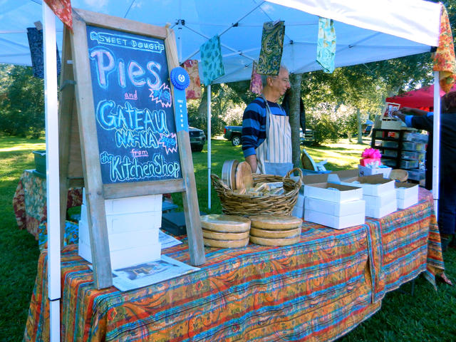 Gateau NaNa and Sweet Dough Pies in Grand Coteau