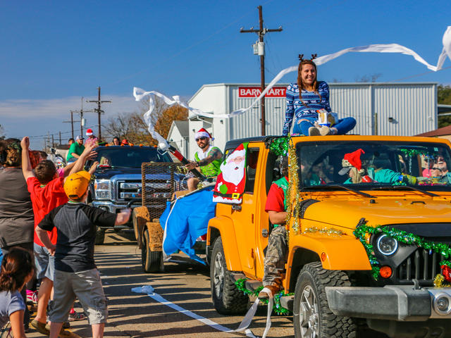 Bawcomville Redneck Christmas Parade Photo