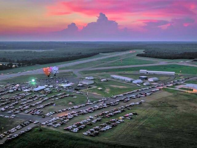 Balloons over DeSoto Photo 4