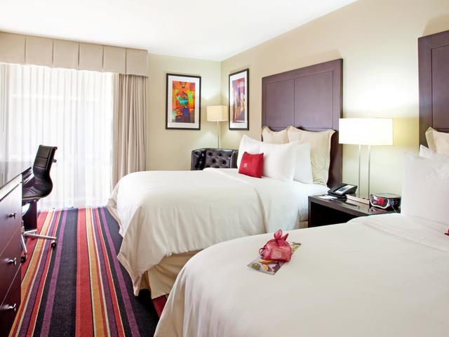 Crowne Plaza New Orleans Airport Hotel - Guest Room