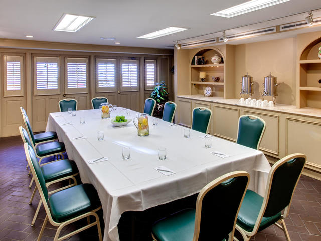 Dauphine Orleans Hotel - Patio Board Room - Meetings and Events