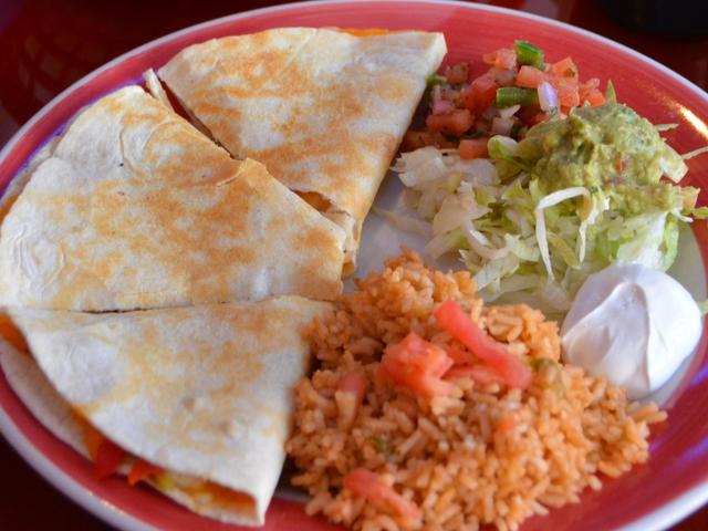 Don Juanz Baja Beach Tacos Bossier City Photo 3