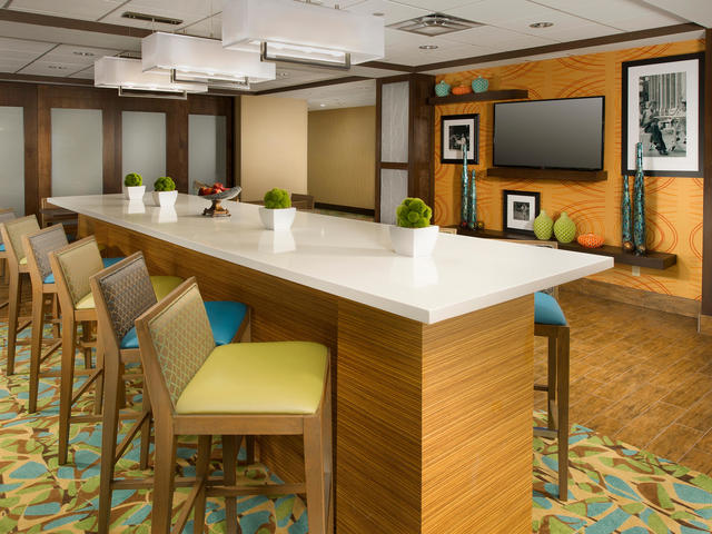 Hampton Inn Lake Charles Photo 2