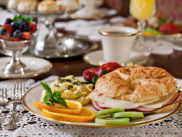 Enjoy complimentary breakfast as part of your stay at the HH Whitney House.