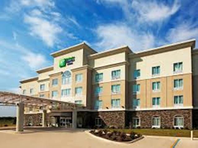 Holiday Inn Express & Suites Bossier City Photo