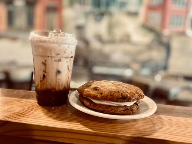 4C Coffee House Grand Cane