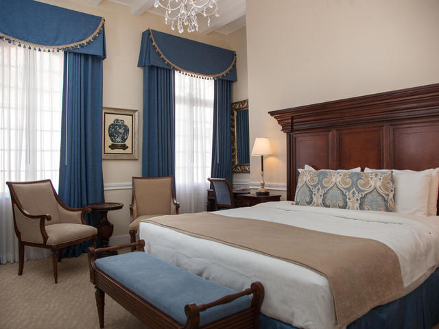 Spacious and renovated guest rooms