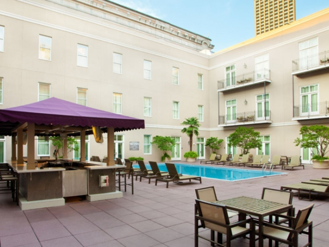 Second Floor Pool Courtyard - Hyatt French Quarter Photo 3