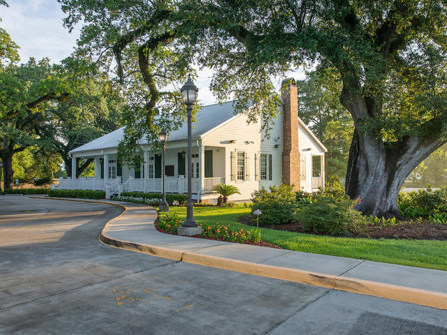 The Iberville Visitors Center – North is located off Interstate 10 in Grosse Tete, Louisiana. The center serves as a gateway to the Atchafalaya Heritage Area and is in the heart of Louisiana’s Plantation Country.