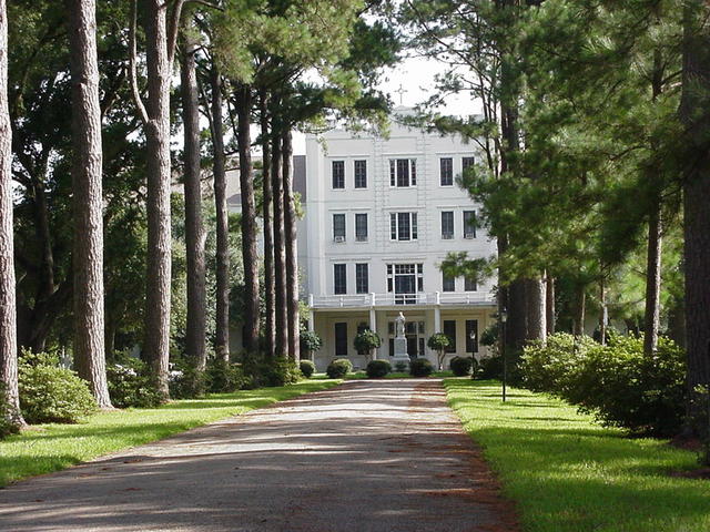 Jesuit Spirituality Center at St. Charles College Photo