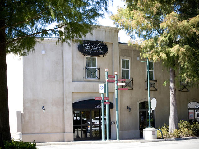 The Juliet Hotel Photo
