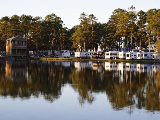 Lakeview Park and Beach