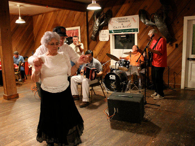 Landry's offers live Cajun music on Friday and Saturday night.