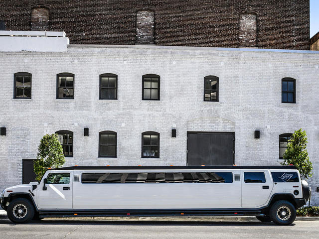 Stretch Hummer