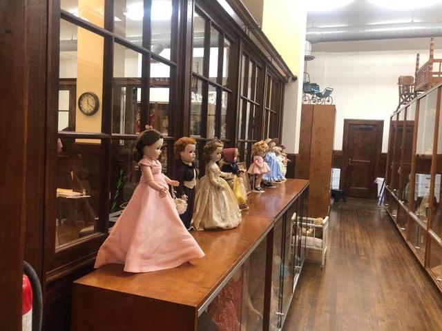 Lois Loftin Doll Museum Photo 3