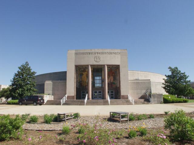 Louisiana State Exhibit Museum Photo