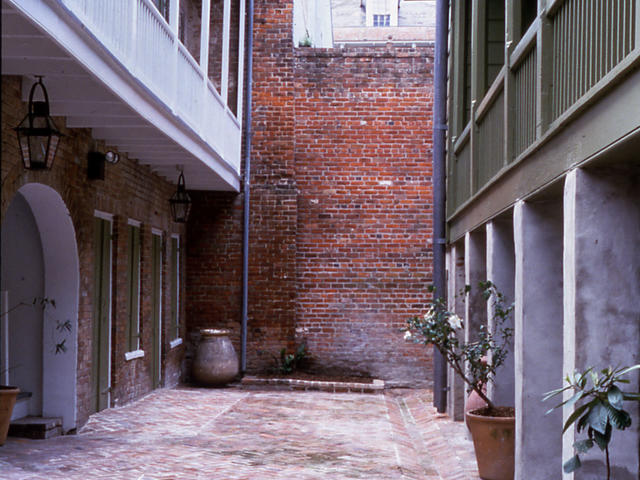 Interior courtyards promoted cooling ventilation.