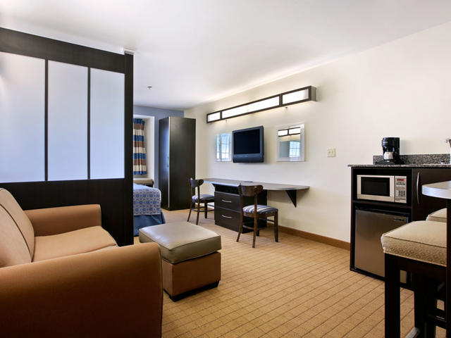 Queen Suite