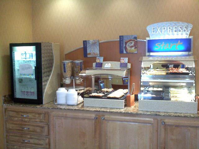 Complimentary Breakfast Bar