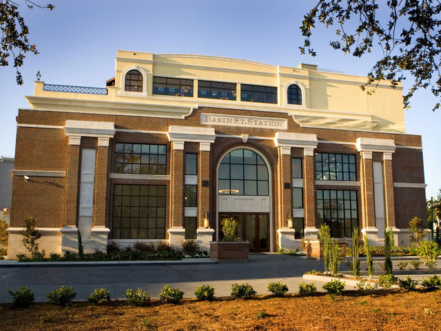 New Orleans Visitor Information & Cultural Center