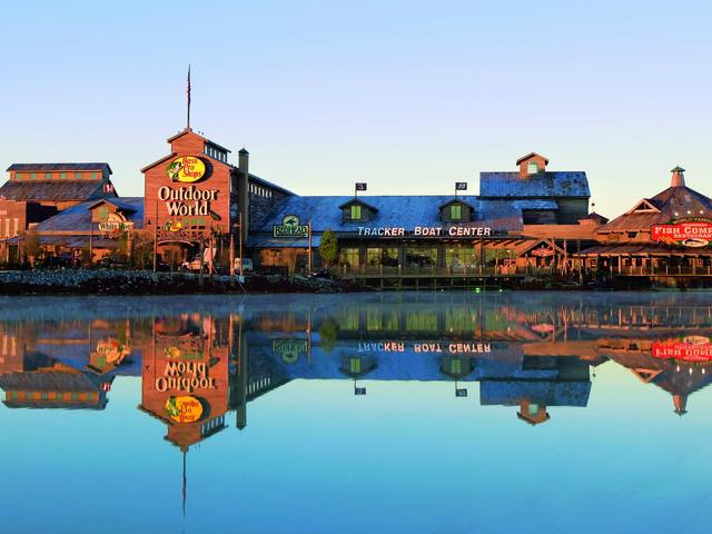 Bass Pro Shops - Denham Springs