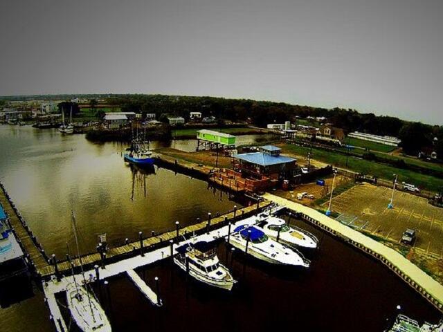 North Pier Marina Photo 2