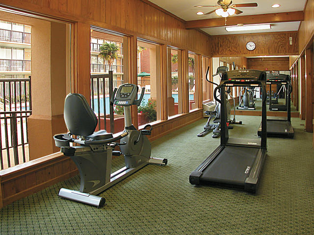 Quality Inn & Suites Baton Rouge West - Port Allen Photo 6