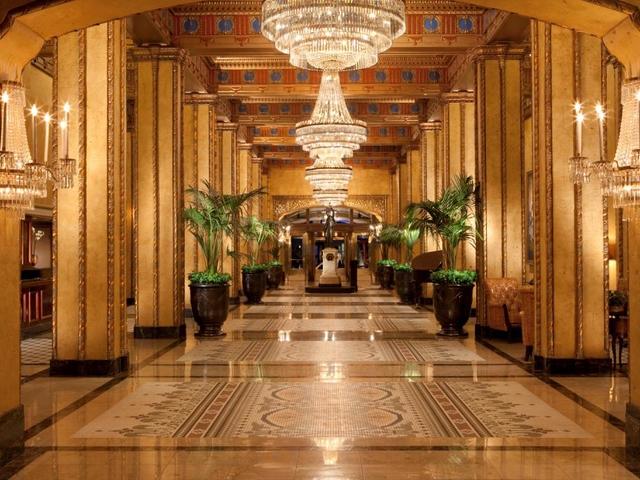 The Lobby of The Roosevelt New Orleans