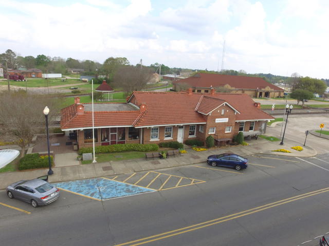 The Beauregard Museum, a former passenger train depot built in 1926. Photo 4