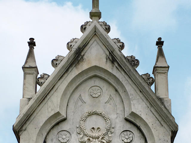 Beautiful Gothic Tomb