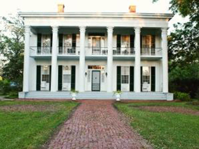 Shadowlawn Plantation Photo