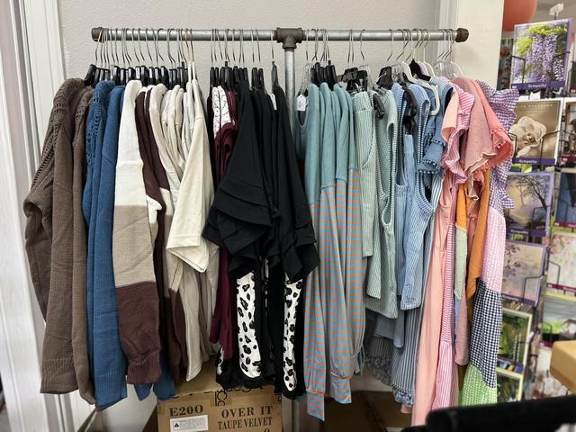 Beehive Outlet Photo