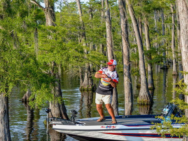 "Sportmans Paradise" Fishing on Lake Bistineau.