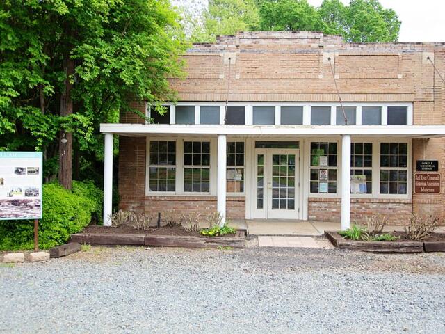 Red River Crossroads Museum Photo