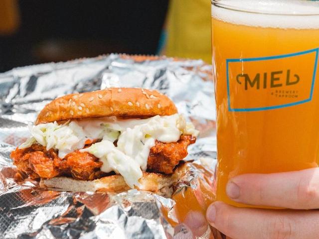Miel Brewery & Taproom Photo 3