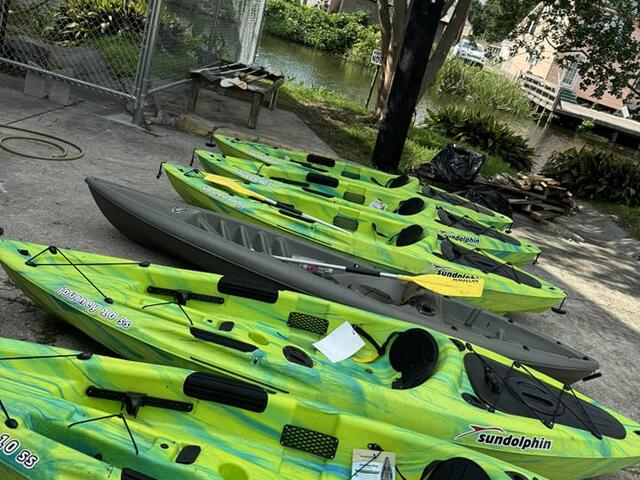 CAJUN BOATS AND FLOATS Photo