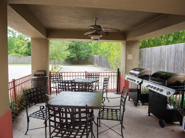 Candlewood Suites Denham Springs Photo 8