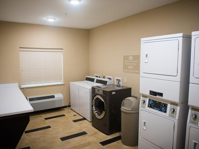 Candlewood Suites Denham Springs Photo 10