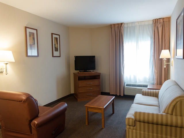 Candlewood Suites Denham Springs Photo 12